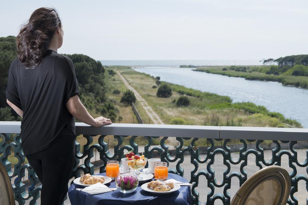 Albergo Scalzone Castel Volturno Bagian luar foto